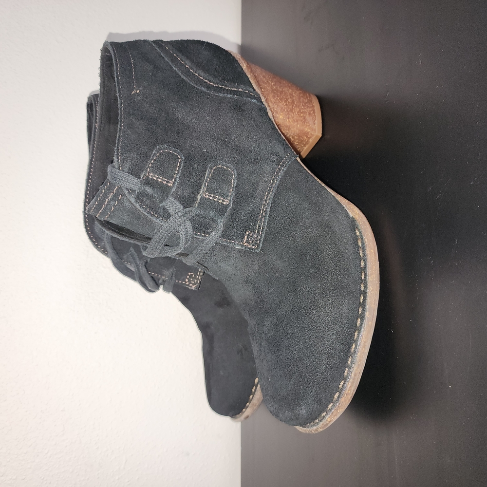 Clarks Artisan Heel Ankle Booties, Black Size9.5 - Picture 4 of 10